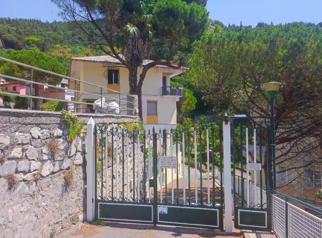 Forti Genova-Free Parking Castellaccio Apartment Extérieur photo